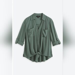 (NWOT) Fortune + Ivy Blake Tie Front Blouse